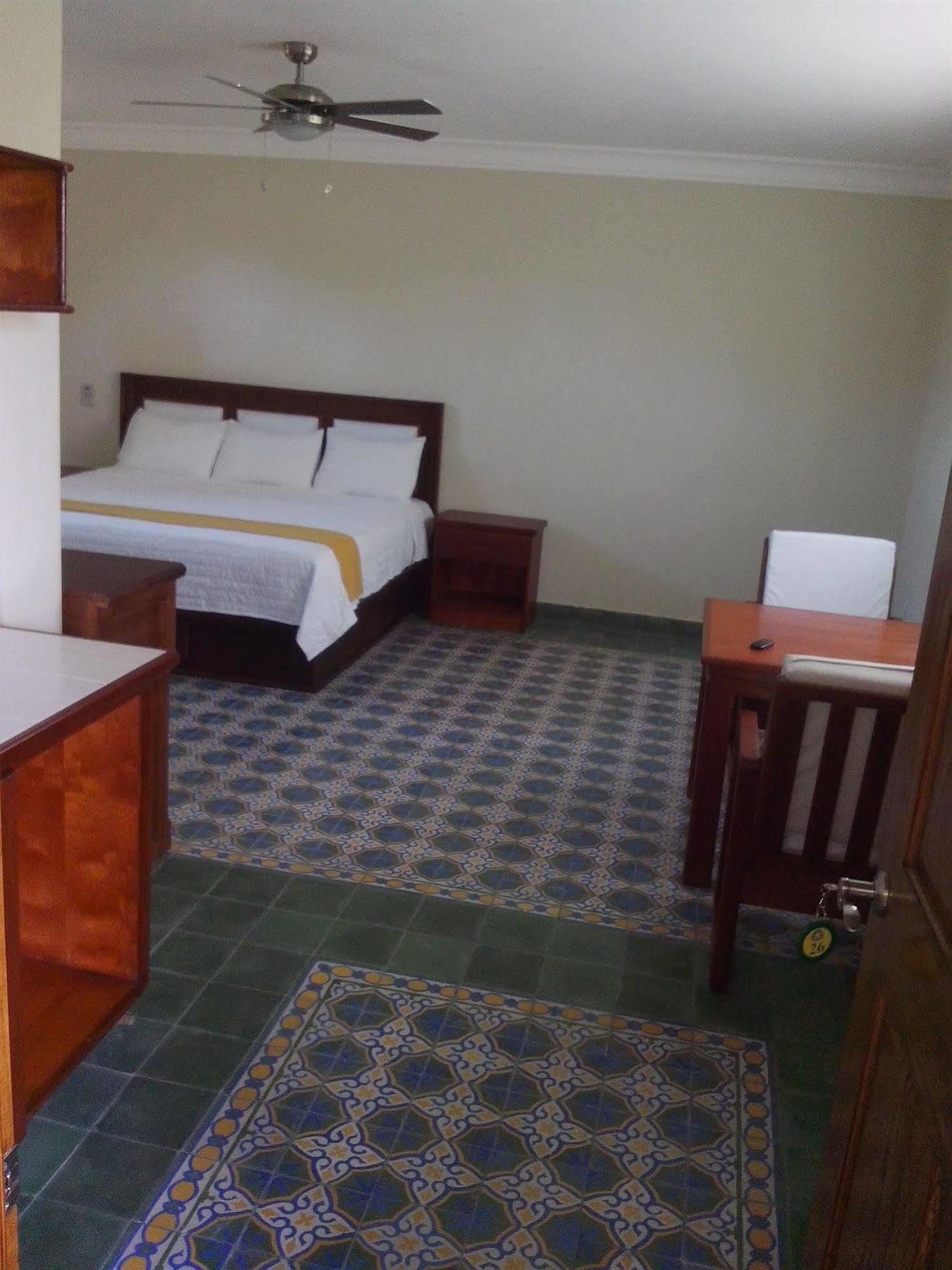 Hotel La Cretonne Les Cayes Exterior photo